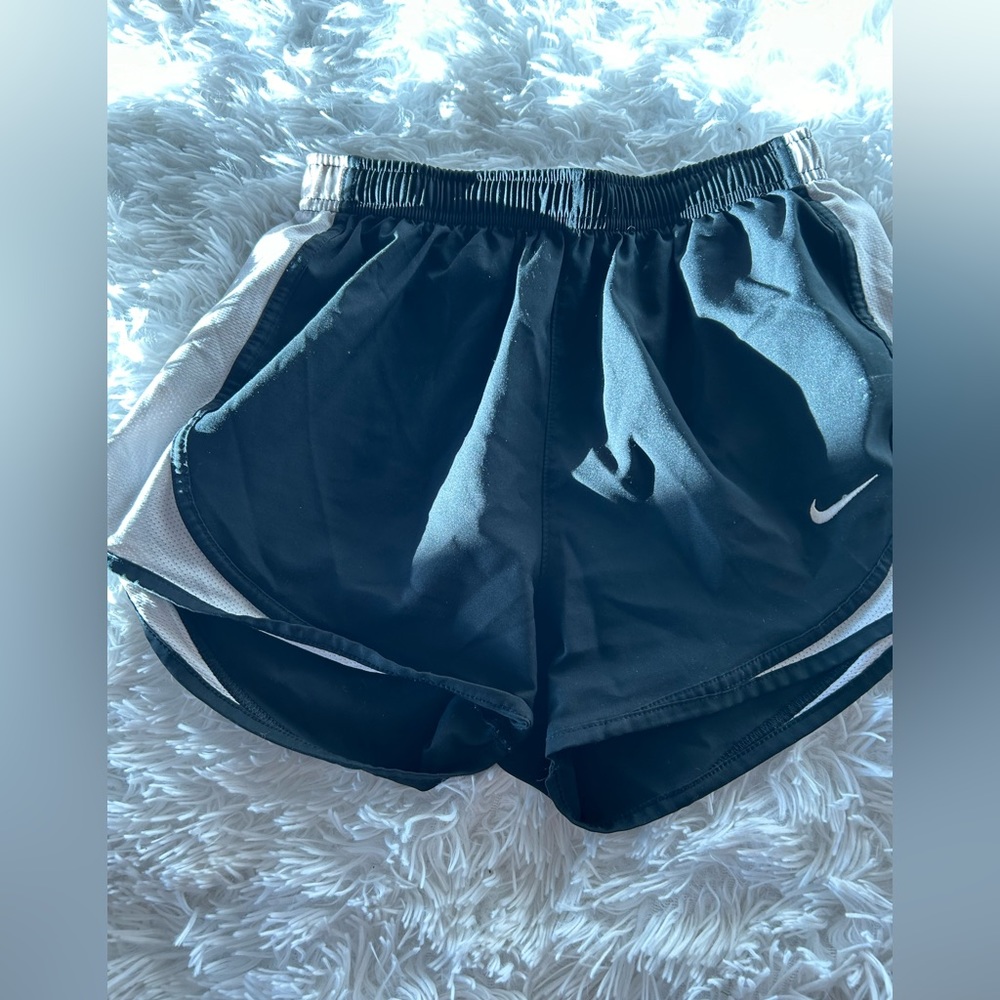 Drifit Nike shorts. Barely been used, black with drawstrings.